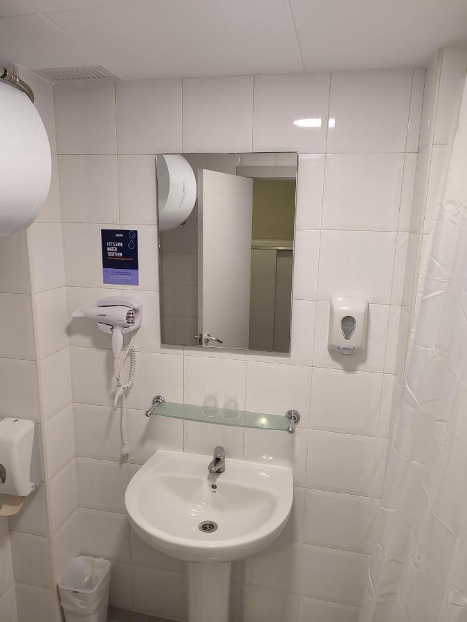 Hotel Blauet By Bossh Hotels Ελ Πρατ ντε Λομπρεγκάτ Εξωτερικό φωτογραφία