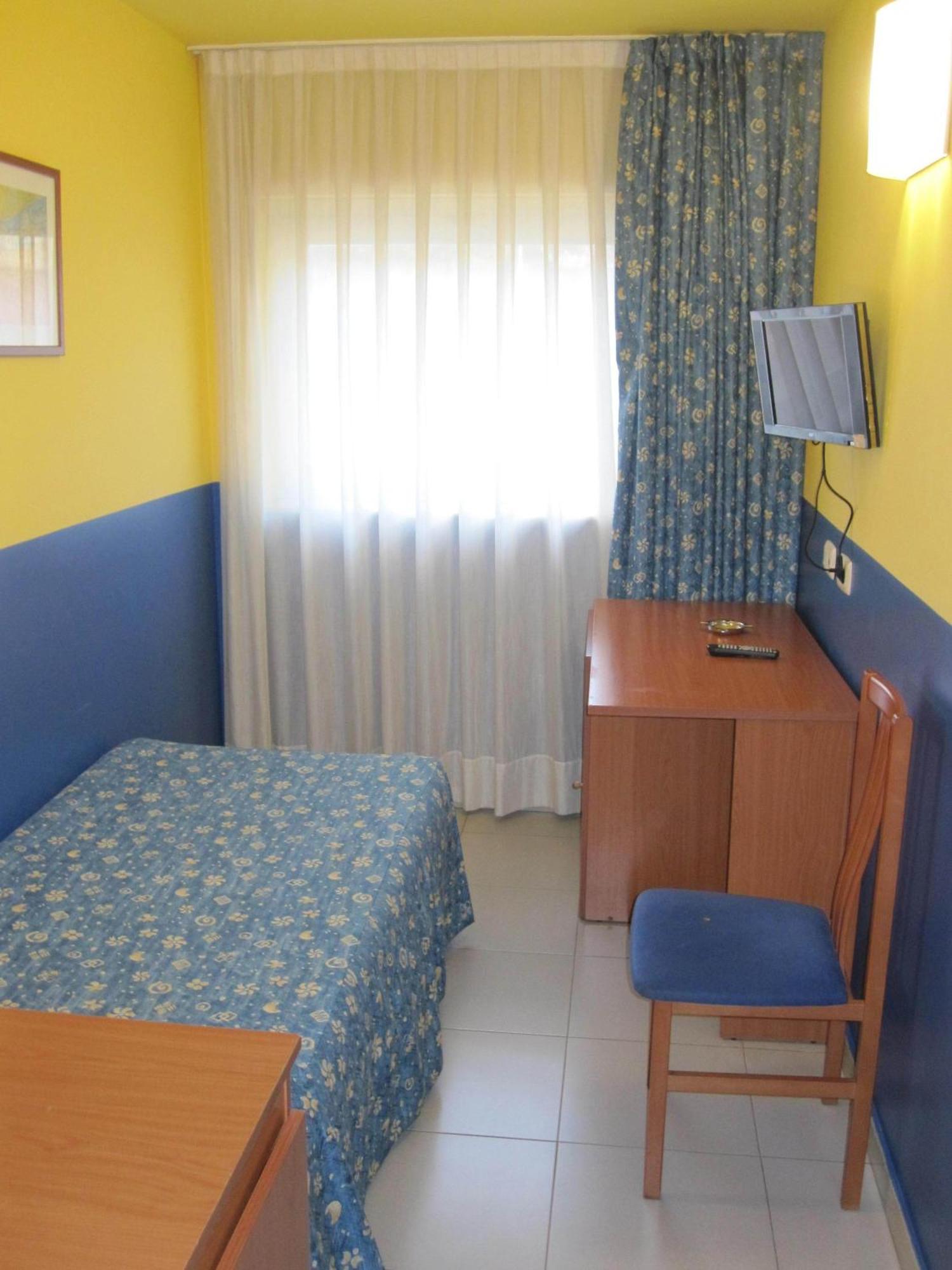 Hotel Blauet By Bossh Hotels Ελ Πρατ ντε Λομπρεγκάτ Εξωτερικό φωτογραφία